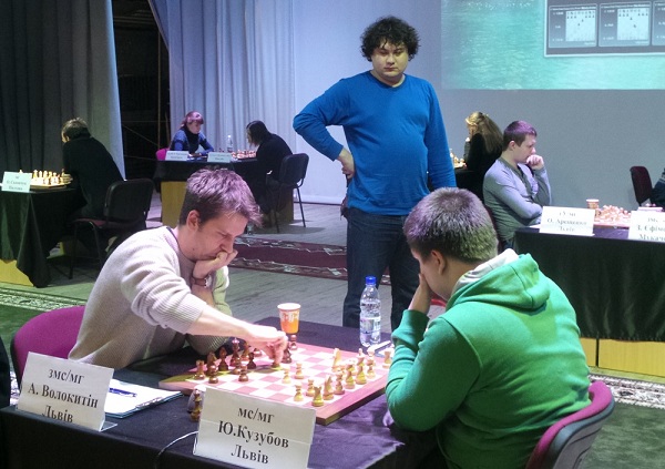 Чемпіонат України з шахів у Рівному перевалив за екватор