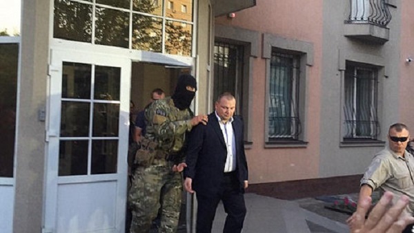 Бурштиновий прокурор Боровик "впіймав Корбана" і серйозно захворів