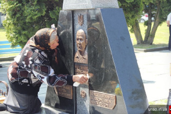 На Рівненщині підірвали пам’ятник Сашку Білому
