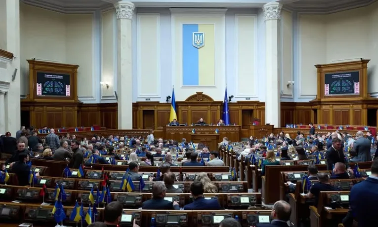 Верховна Рада ухвалила законопроект щодо тимчасового проживання в Україні