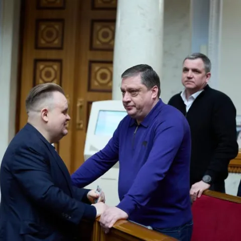 Верховна Рада на пленарному засіданні розглянула низку законопроектів