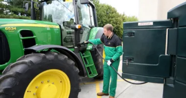 Рівненським аграріям компенсують 15% вартості пального: хто саме може претендувати на підтримку