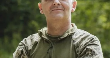 До війни був викладачем, а зараз – на варті нашої свободи: історія бійця «Хакера» з Млинівщини