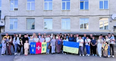 Рівненські ветерани та родини воїнів вирушили на оздоровлення в Албанію
