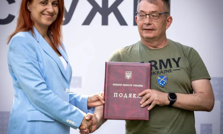 Відзнаку Прем’єр-міністра України вручили ветерану з Рівненщини
