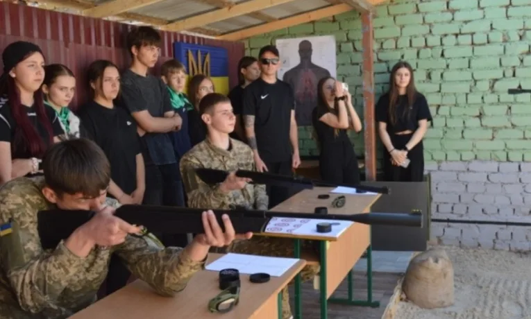 «Захист України»: як на Рівненщині розвивають сучасні осередки для підготовки молоді
