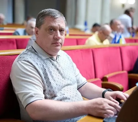 Роман Іванісов