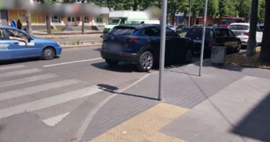 У Рівному водії залишають автівки близько до перехресть: за такі дії передбачено штраф