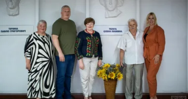 До 120-річчя: у Рівному відкрили горельєф Олени Теліги