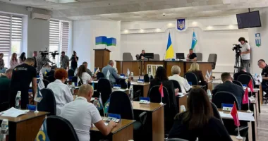 Майже 20 мільйонів гривень на оборону: які рішення прийняли на черговій сесії Рівнеради